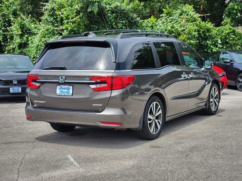 Certified 2022 Honda Odyssey Touring image 6