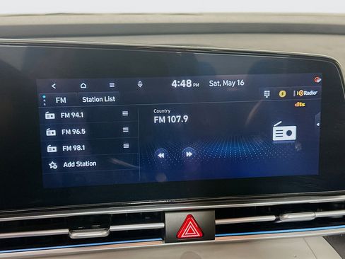 Used 2024 Hyundai Elantra Limited FWD image 21