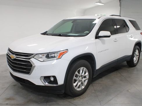 Used 2018 Chevrolet Traverse LT FWD image 4