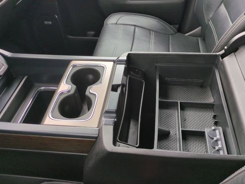 Used 2018 GMC Sierra 1500 Denali w/ Denali Ultimate Package AWD/4WD image 31