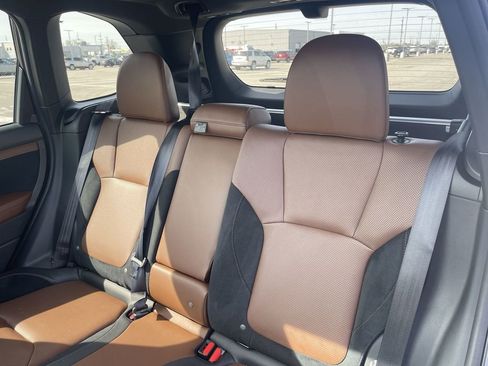 Used 2025 Subaru Forester Touring w/ Popular Package - Touring AWD/4WD image 36