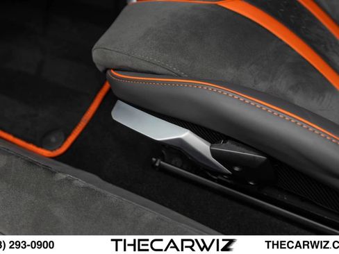 Used 2023 Lamborghini Huracan Tecnica RWD image 96