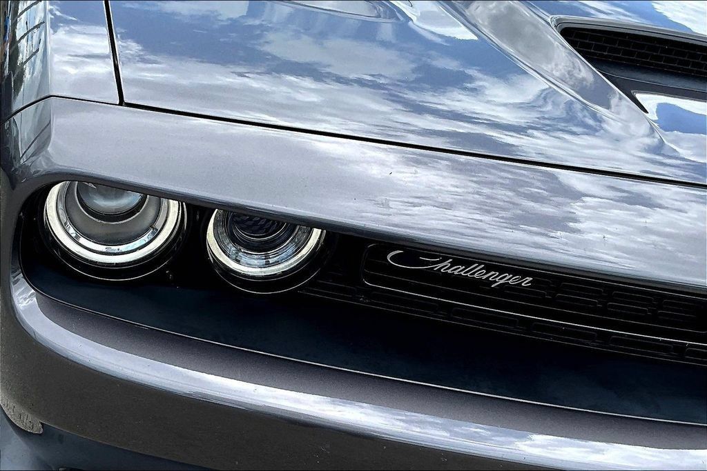 Used 2021 Dodge Challenger R/T Scat Pack RWD image 28