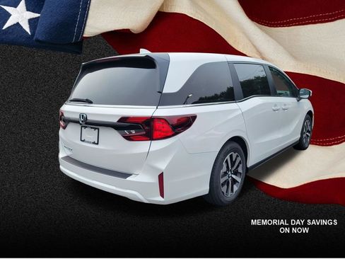 New 2026 Honda Odyssey EX-L image 3