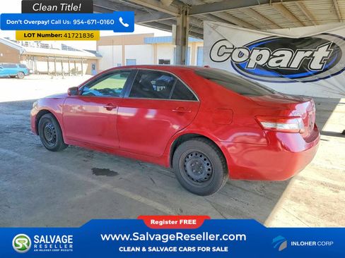 Used 2010 Toyota Camry Sedan image 3