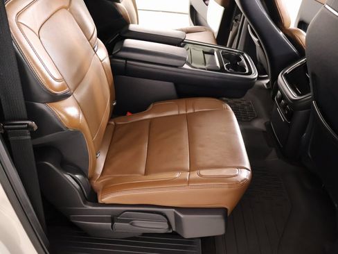 Certified 2023 Lincoln Navigator L Reserve image 16