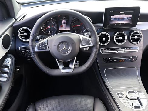 Used 2019 Mercedes-Benz GLC 300 image 16