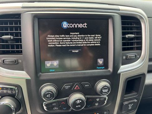 Used 2017 RAM 1500 Big Horn AWD/4WD image 18