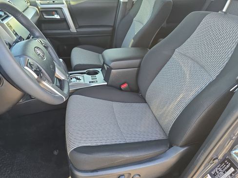 Used 2024 Toyota 4Runner SR5 AWD/4WD image 17