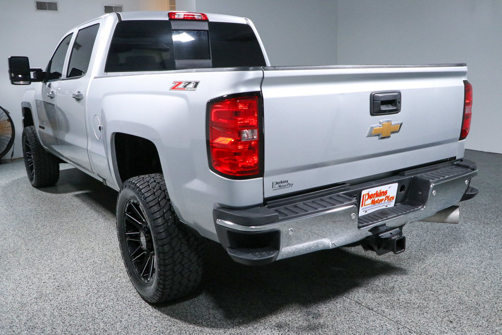 Used 2016 Chevrolet Silverado 2500 LTZ w/ Duramax Plus Package AWD/4WD image 9