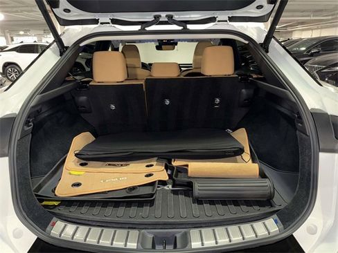 Certified 2025 Lexus RZ 300e image 17