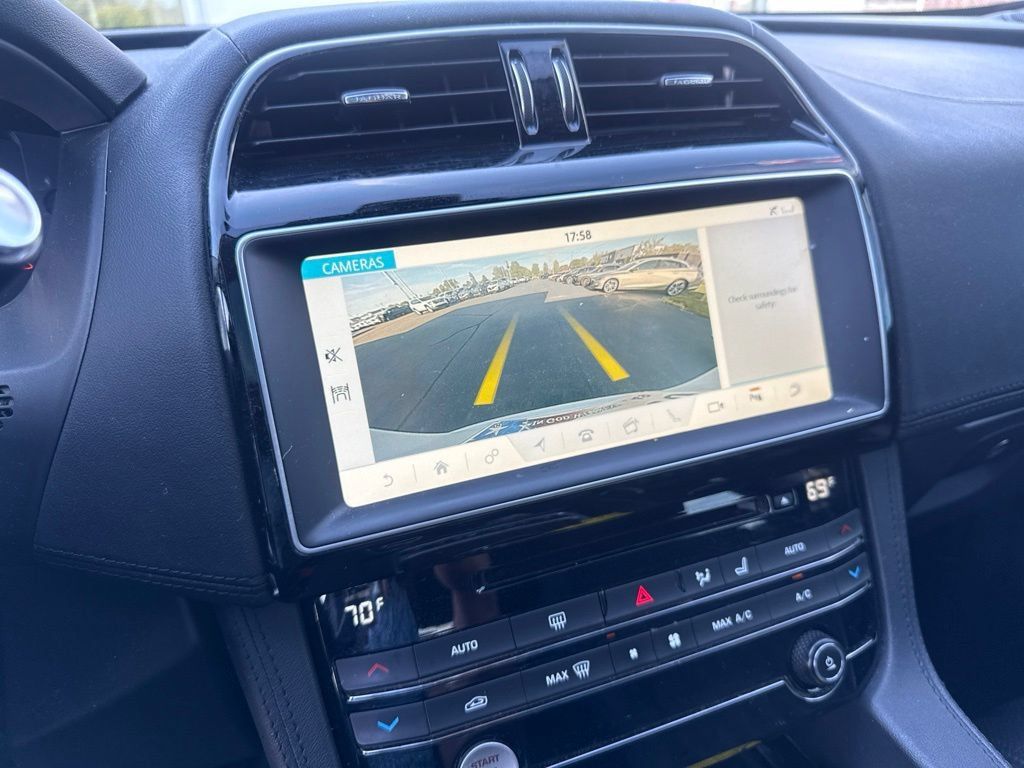 Used 2018 Jaguar F-PACE Portfolio AWD/4WD image 6