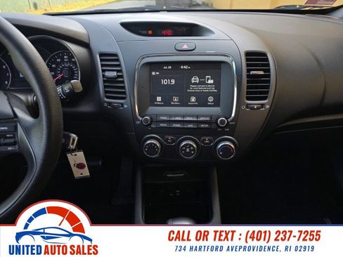 Used 2018 Kia Forte LX w/ LX Popular Package FWD image 15