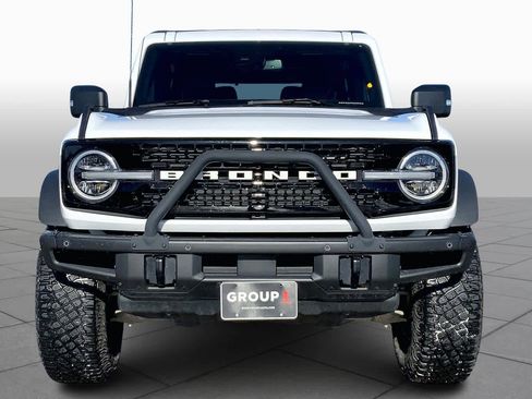 Certified 2022 Ford Bronco Wildtrak image 3