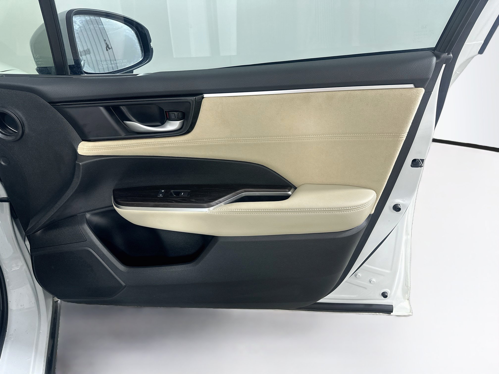 Used 2018 Honda Clarity Touring image 30