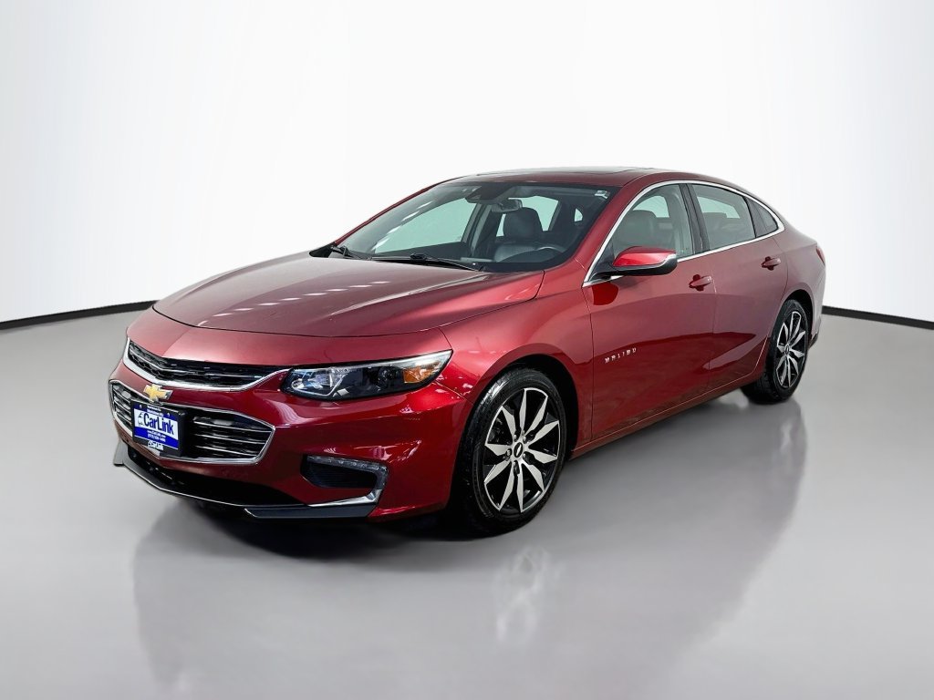 Used 2017 Chevrolet Malibu LT w/ Leather Package FWD image 3