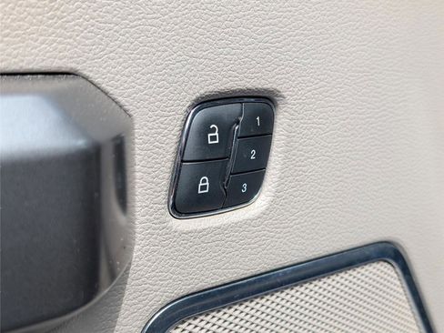 Used 2020 Ford F150 Limited w/ Trailer Tow Package image 17