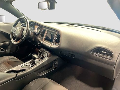 Used 2023 Dodge Challenger SXT image 25