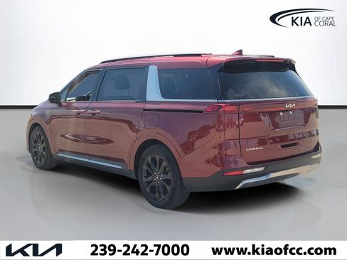 Certified 2023 Kia Carnival SX FWD image 4