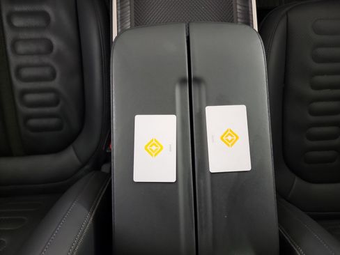 Used 2022 Rivian R1T Adventure AWD/4WD image 28