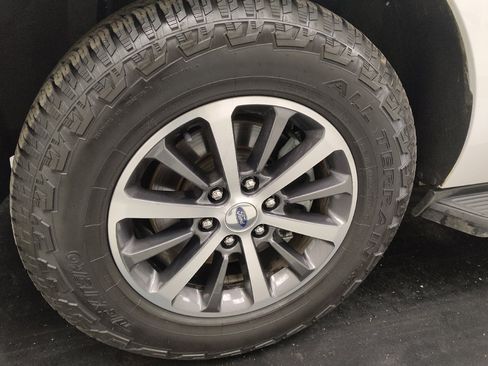 Used 2020 Ford Expedition XL RWD image 31
