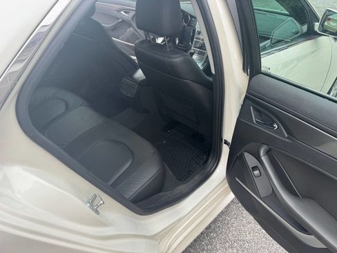 Used 2011 Cadillac CTS Sedan RWD image 15
