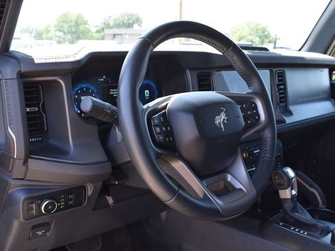 Used 2025 Ford Bronco Badlands AWD/4WD image 10