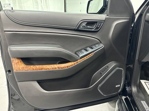Used 2019 Chevrolet Tahoe Premier AWD/4WD image 8