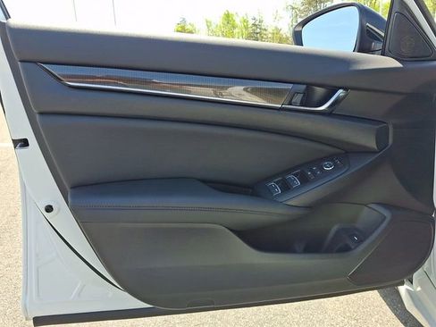 Used 2022 Honda Accord Sport Special Edition image 12