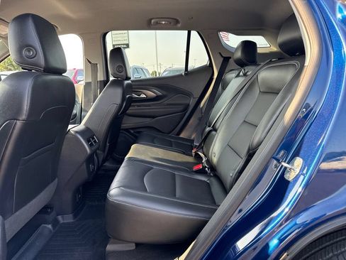 Used 2023 GMC Terrain SLT w/ Infotainment Package II AWD/4WD image 14