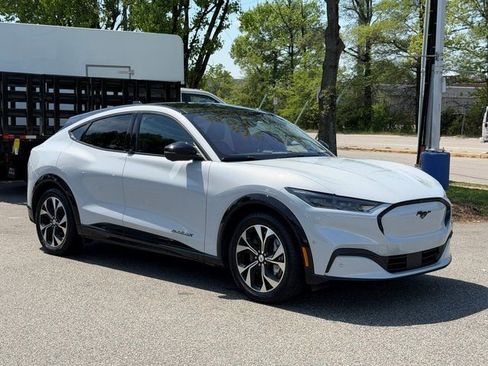 Certified 2023 Ford Mustang Mach-E Premium image 1