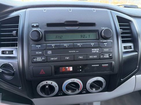 Used 2011 Toyota Tacoma 4x4 Double Cab w/ Towing Pkg image 26