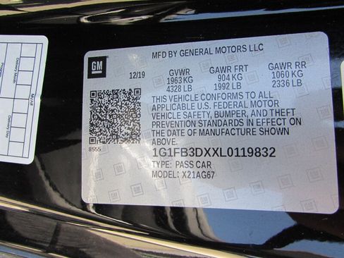 Used 2020 Chevrolet Camaro LT image 22