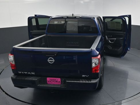 Used 2023 Nissan Titan SV w/ SV Convenience Package RWD image 13