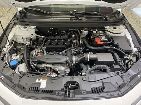 Used 2025 Honda Accord SE image 25