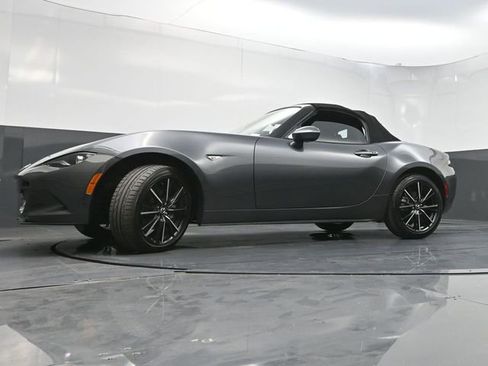 Used 2025 MAZDA MX-5 Miata Grand Touring RWD image 26