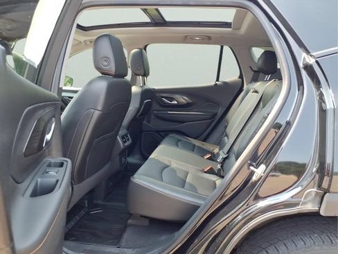 Used 2021 GMC Terrain SLT w/ Infotainment Package II AWD/4WD image 10
