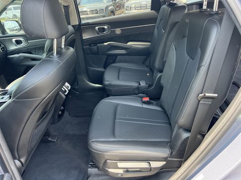 Used 2023 Kia Sorento SX image 20
