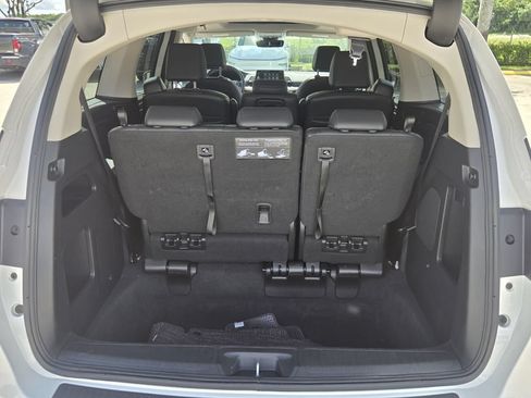 Used 2025 Honda Odyssey EX-L image 16