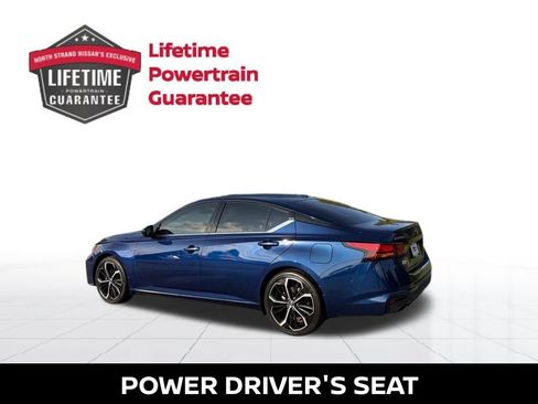 Certified 2023 Nissan Altima 2.5 SR w/ SR Premium Package FWD image 4