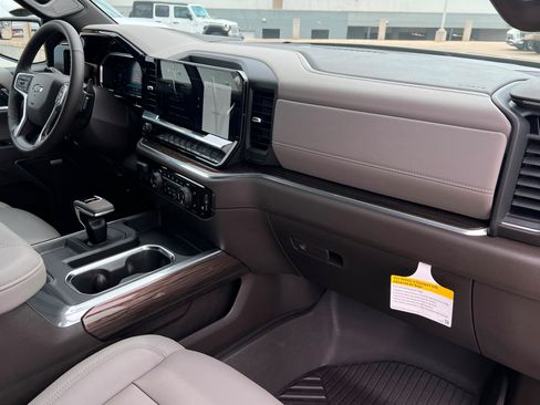 New 2026 Chevrolet Silverado 1500 RST w/ All Star Edition Plus AWD/4WD image 24