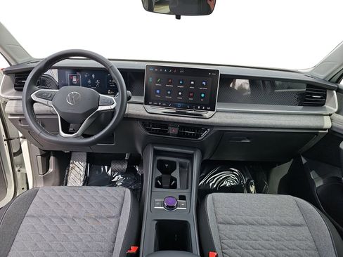 Used 2025 Volkswagen Tiguan S FWD image 9