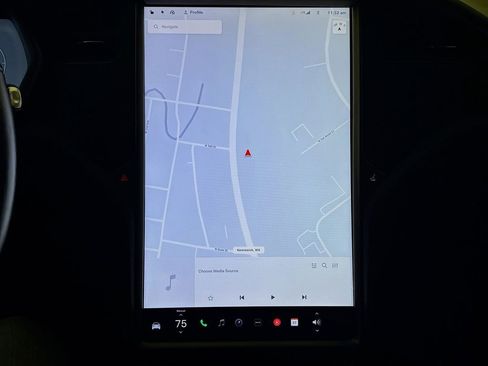 Used 2019 Tesla Model X Long Range image 13