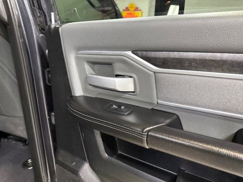 Used 2021 RAM 3500 Big Horn image 68