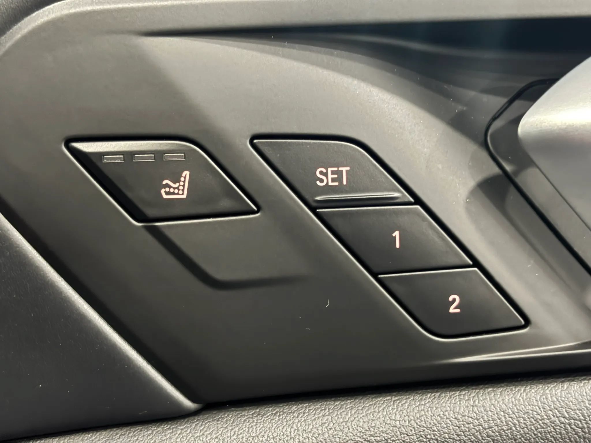 Used 2020 BMW X5 M w/ Executive Package AWD/4WD image 48