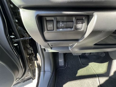 Certified 2025 Subaru Forester Premium w/ Convenience Package #2 image 17