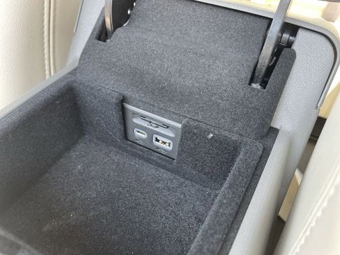 Used 2024 Cadillac XT5 Premium Luxury w/ LPO, Floor Liner Package FWD image 27