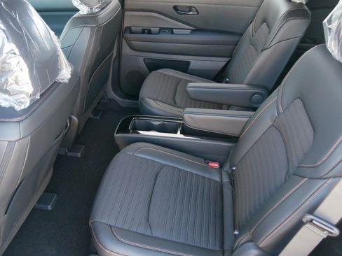 Used 2024 Nissan Pathfinder Rock Creek image 28