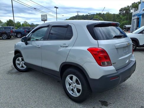 Used 2016 Chevrolet Trax LS AWD/4WD image 6