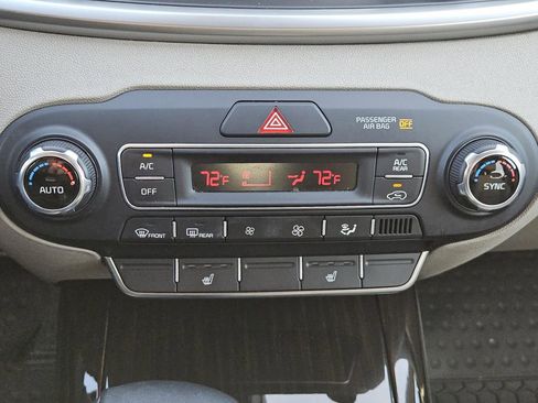 Used 2019 Kia Sorento EX image 15